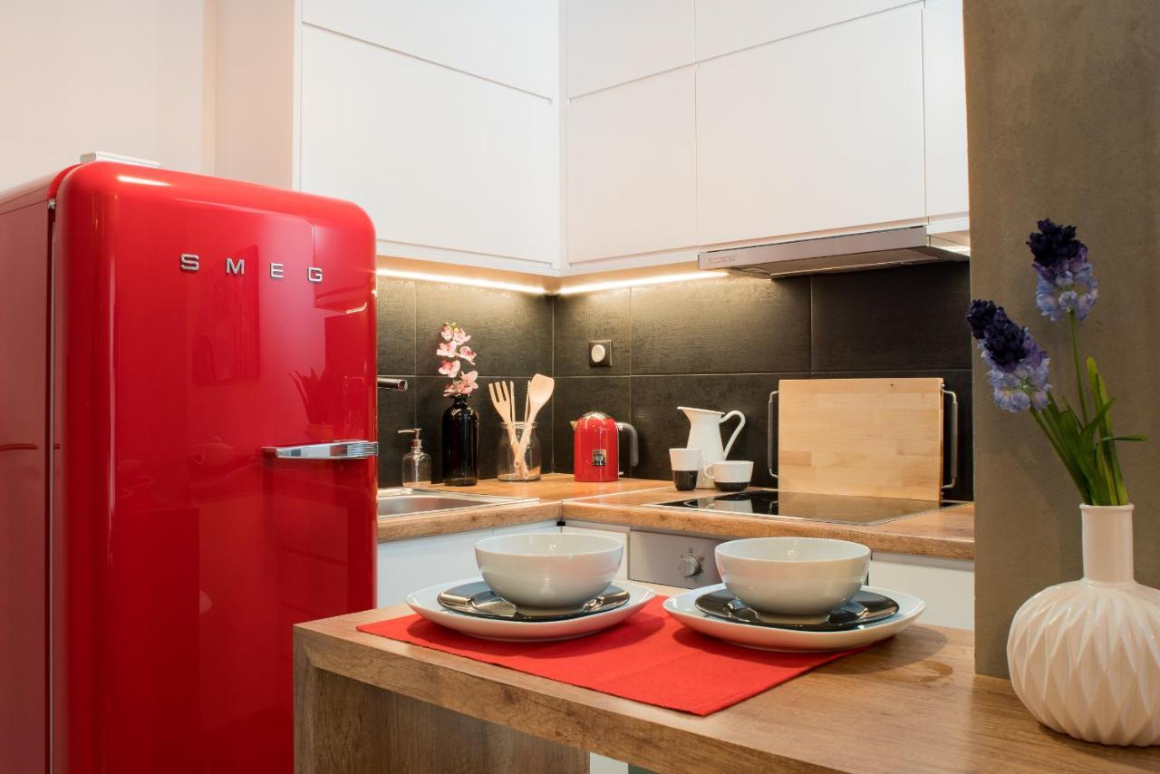 Athenian Living Suites Extérieur photo
