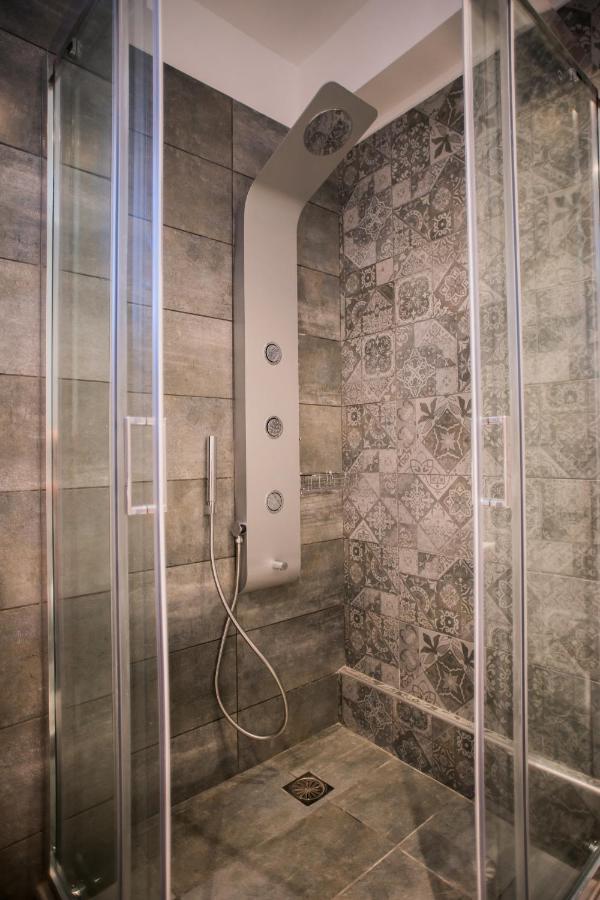 Athenian Living Suites Extérieur photo